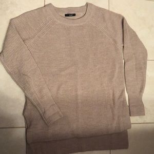 Tart sweater sz small